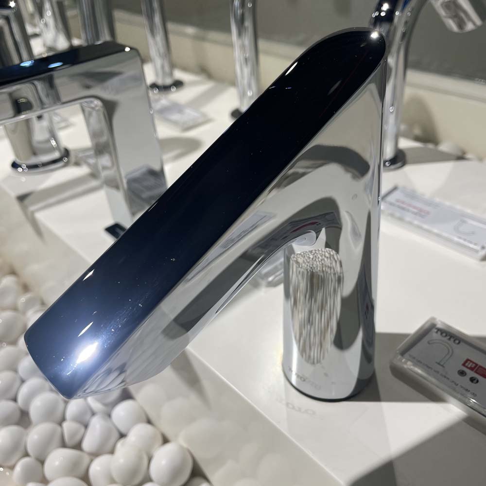 Vòi lavabo cảm ứng TOTO TLE27002A