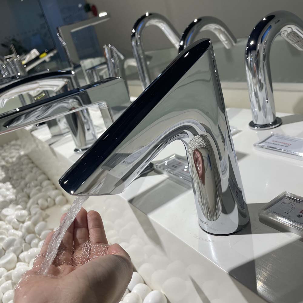 Vòi lavabo cảm ứng TOTO TLE27002A