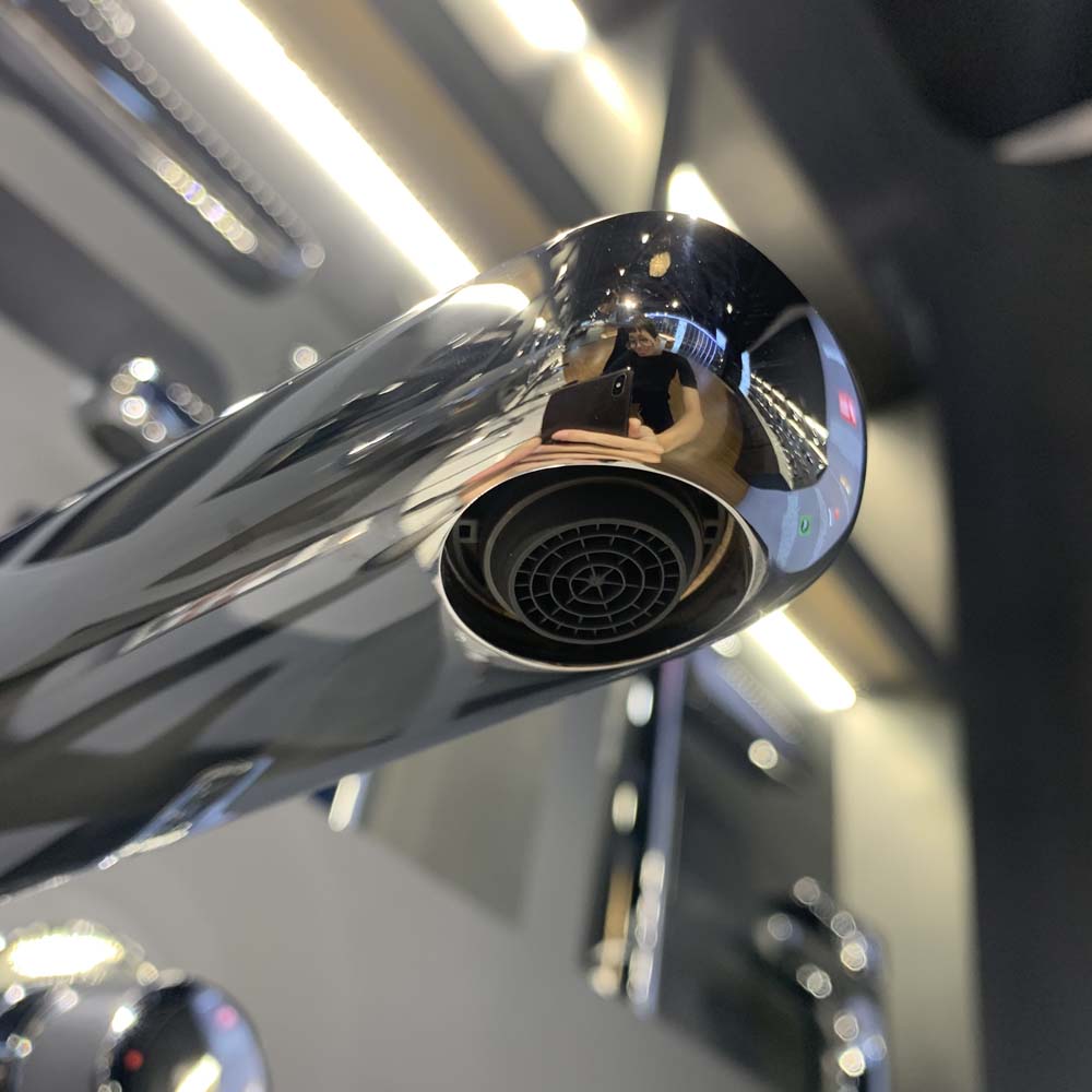 Vòi lavabo nóng lạnh gắn tường GS TOTO TLG03308BB (TLG03308B)