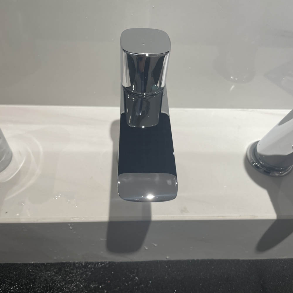 Vòi lavabo lạnh TOTO TLG04101B