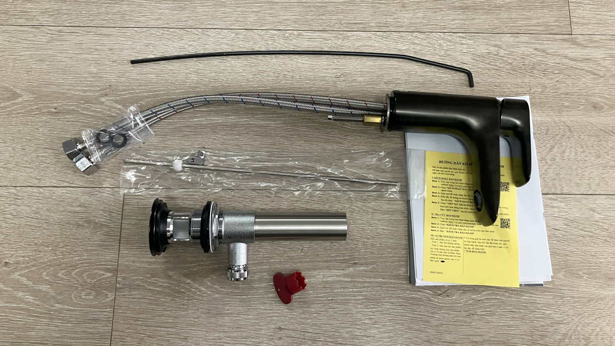 Vòi lavabo nóng lạnh GA TOTO TLG04301V