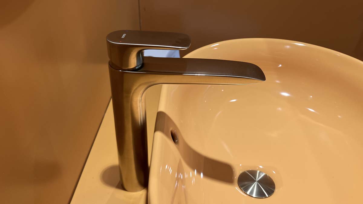 Vòi lavabo nóng lạnh GA TOTO TLG04307V