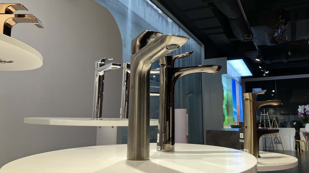 Vòi lavabo nóng lạnh GA TOTO TLG04307V