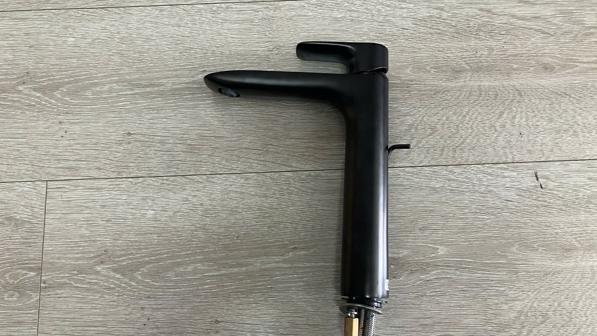Vòi lavabo nóng lạnh GA TOTO TLG04307V
