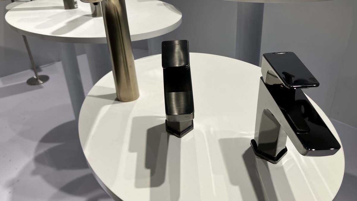 Vòi lavabo nóng lạnh GE TOTO TLG07301V