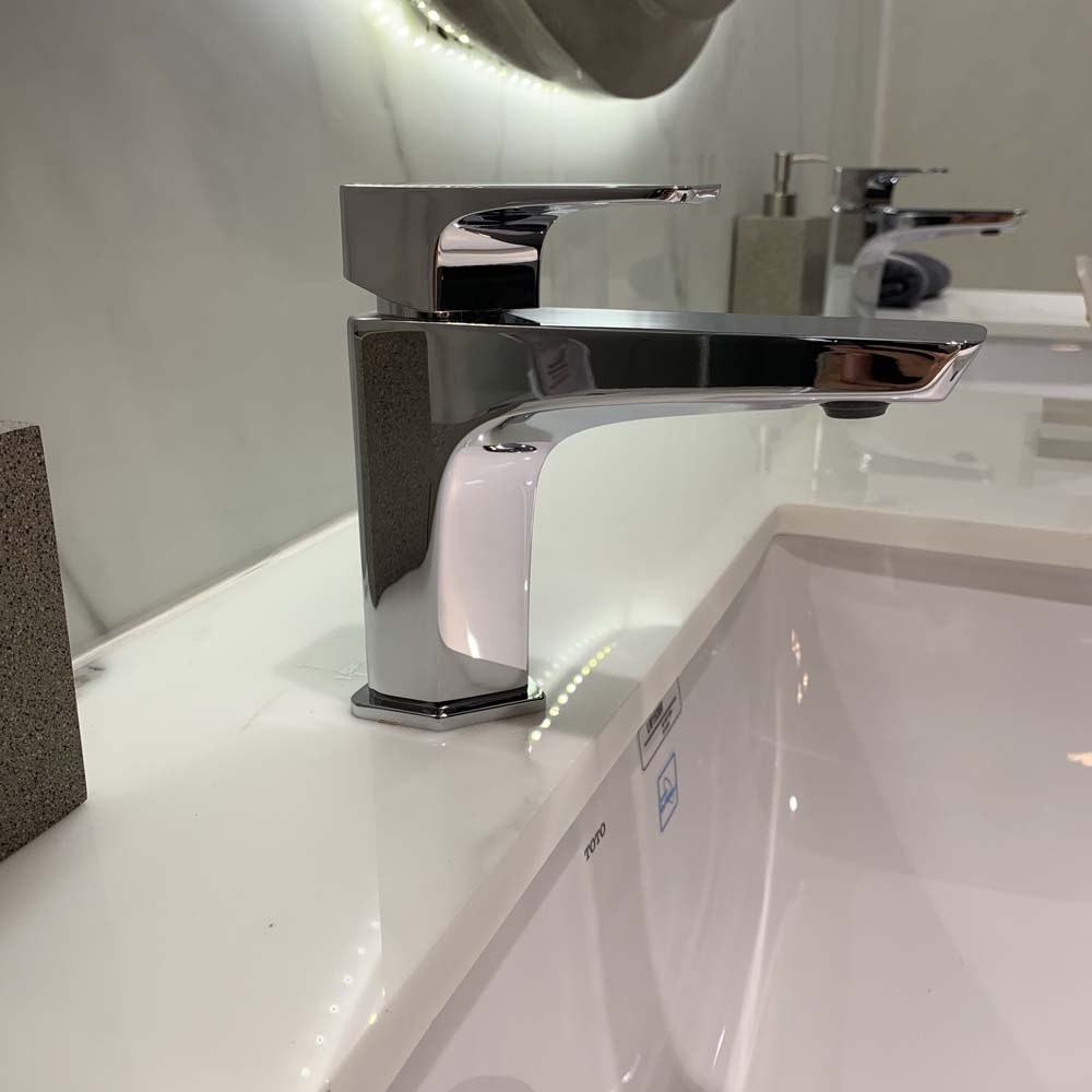 Vòi lavabo nóng lạnh GE TOTO TLG07301V