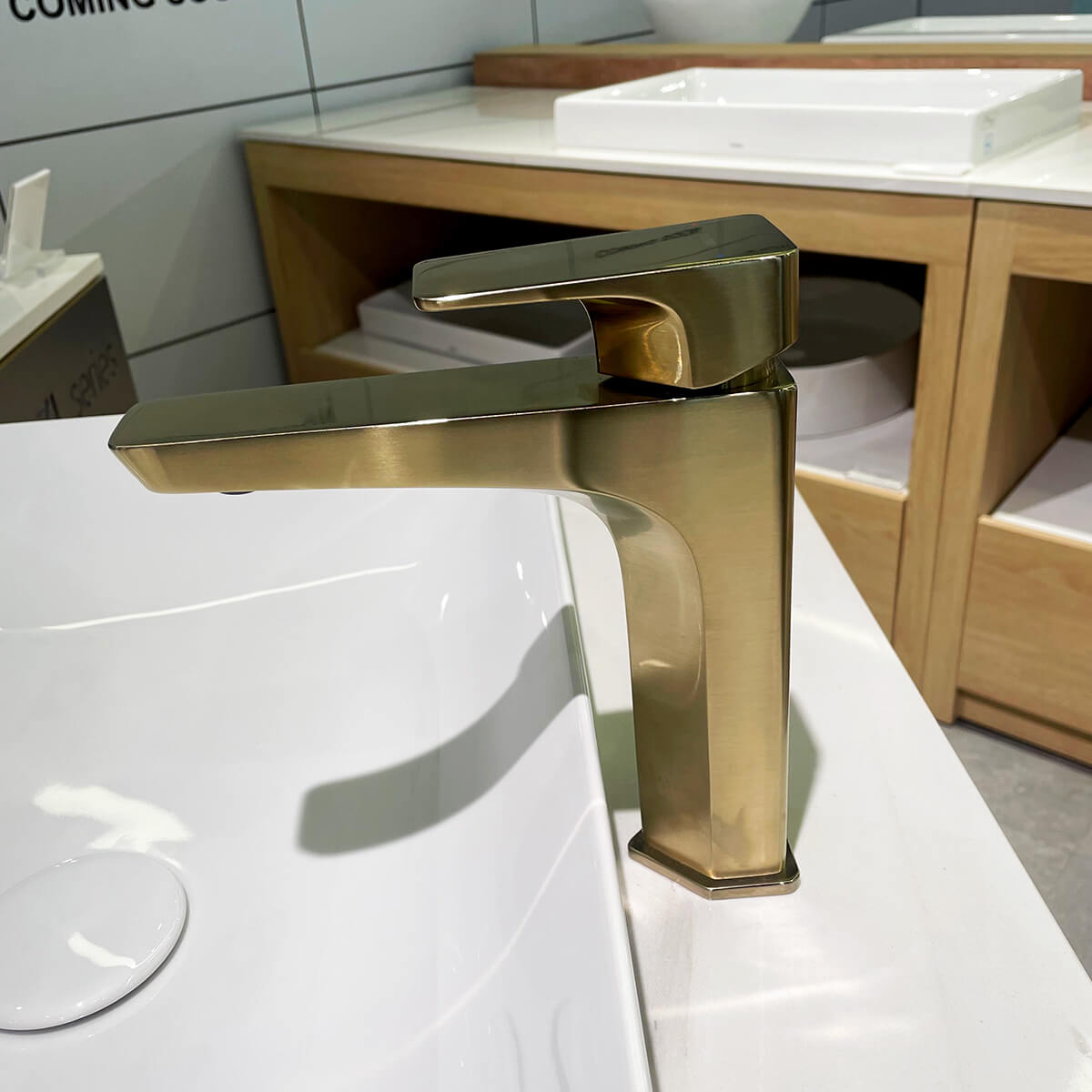 Vòi lavabo nóng lạnh GE TOTO TLG07303V