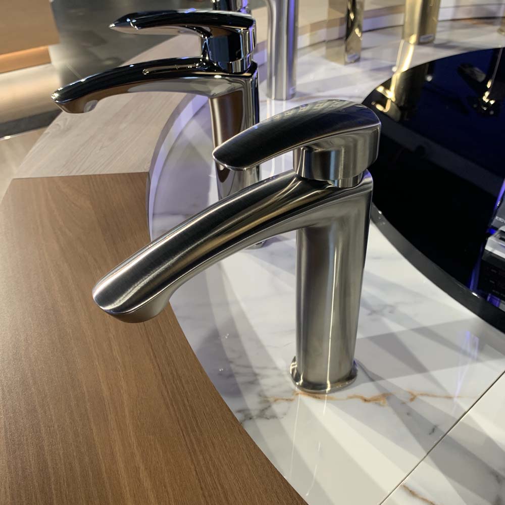 Vòi lavabo nóng lạnh GM TOTO TLG09303V