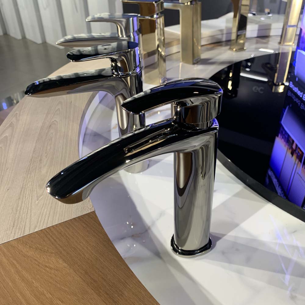 Vòi lavabo nóng lạnh GM TOTO TLG09303V