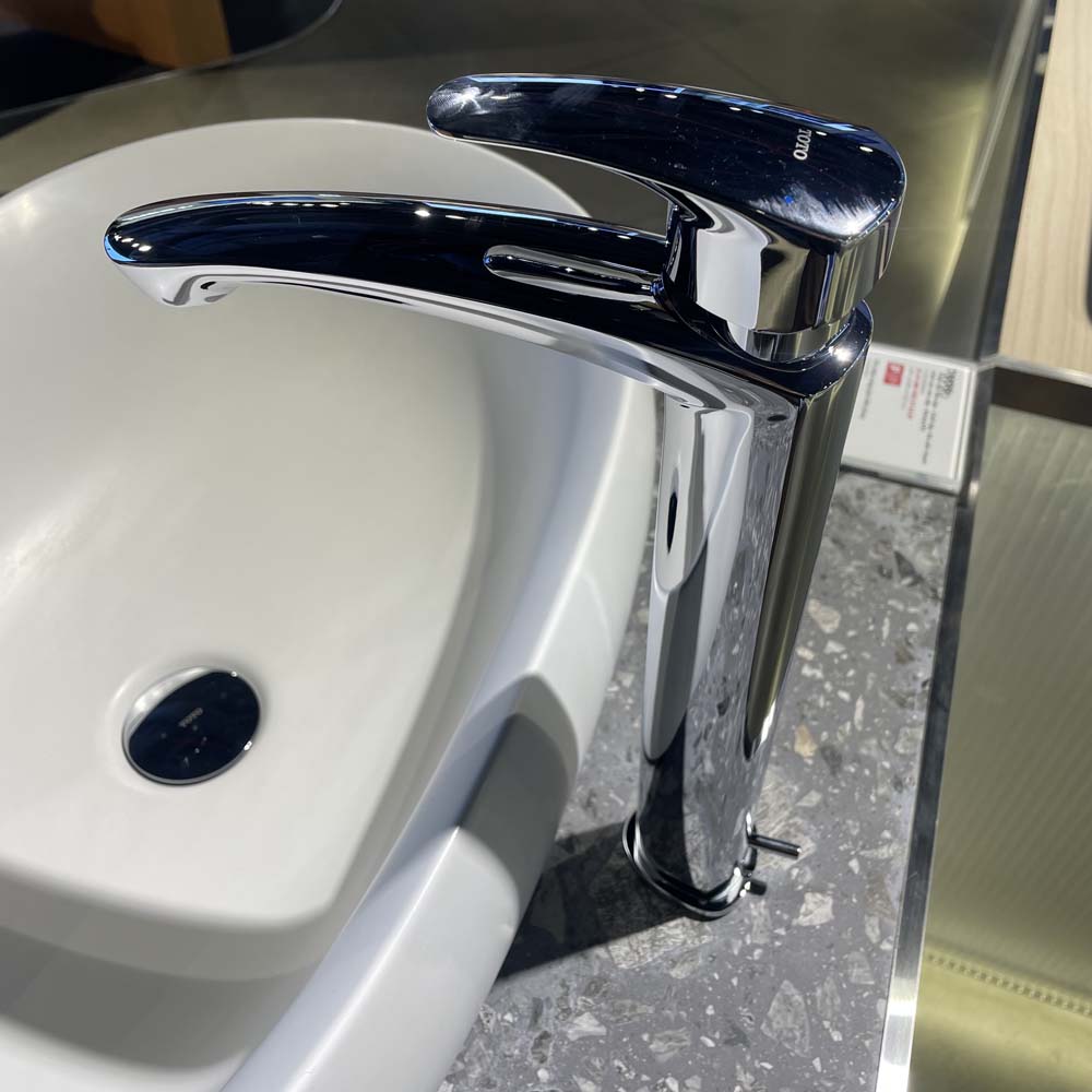 Vòi lavabo nóng lạnh GM TOTO TLG09305V