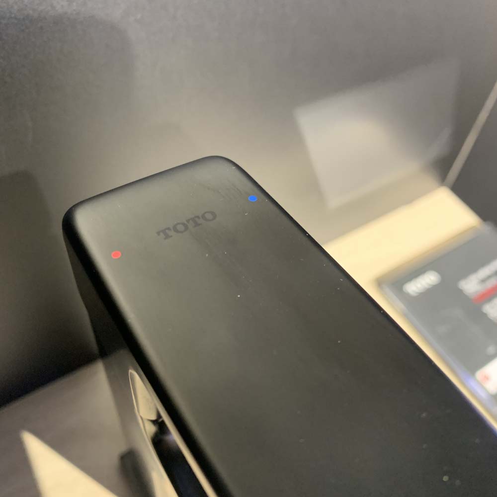 Vòi lavabo nóng lạnh GB TOTO TLG10301V