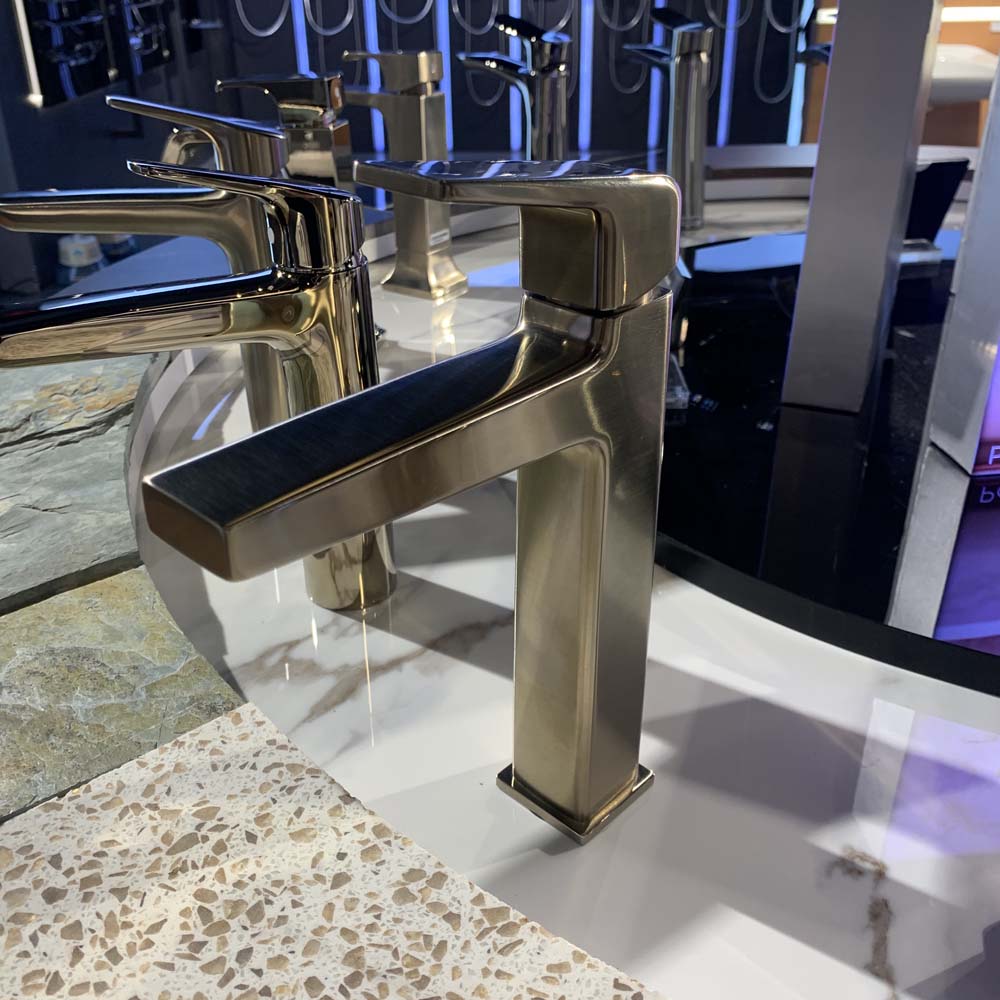 Vòi lavabo nóng lạnh GB TOTO TLG10303V