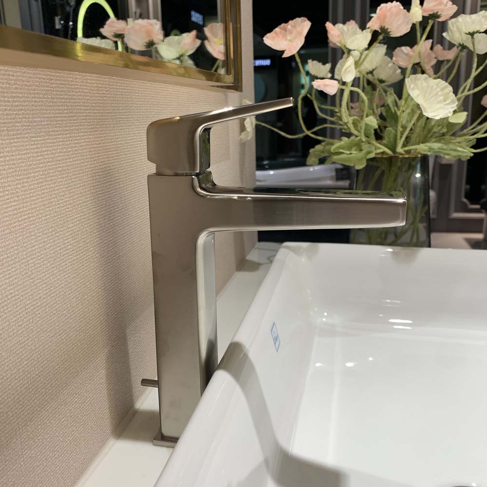 Vòi lavabo nóng lạnh GB TOTO TLG10303V