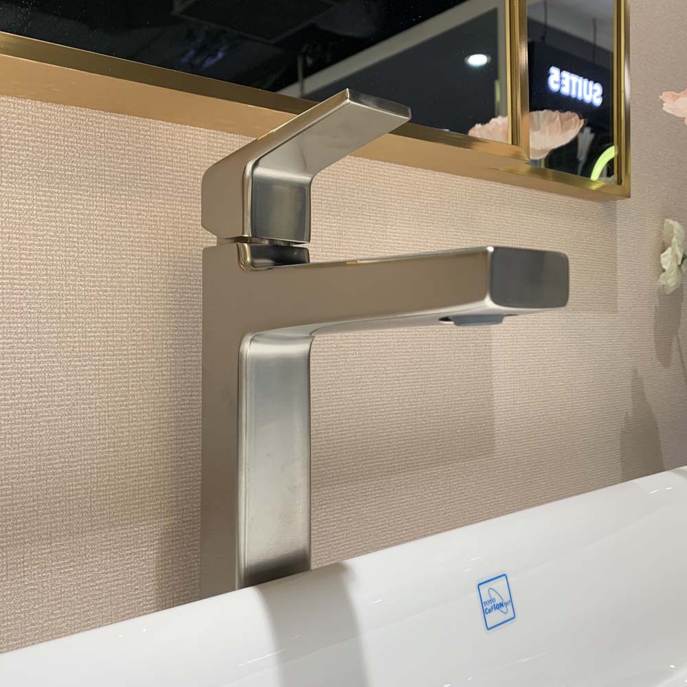 Vòi lavabo nóng lạnh GB TOTO TLG10303V