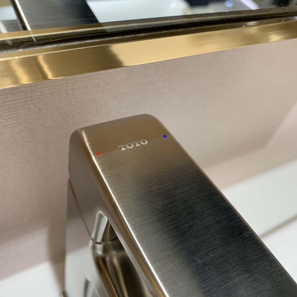 Vòi lavabo nóng lạnh GB TOTO TLG10303V