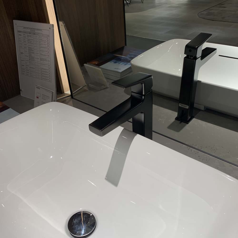 Vòi lavabo nóng lạnh GB TOTO TLG10303V