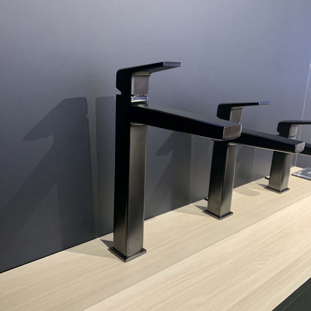 Vòi lavabo nóng lạnh GB TOTO TLG10305V