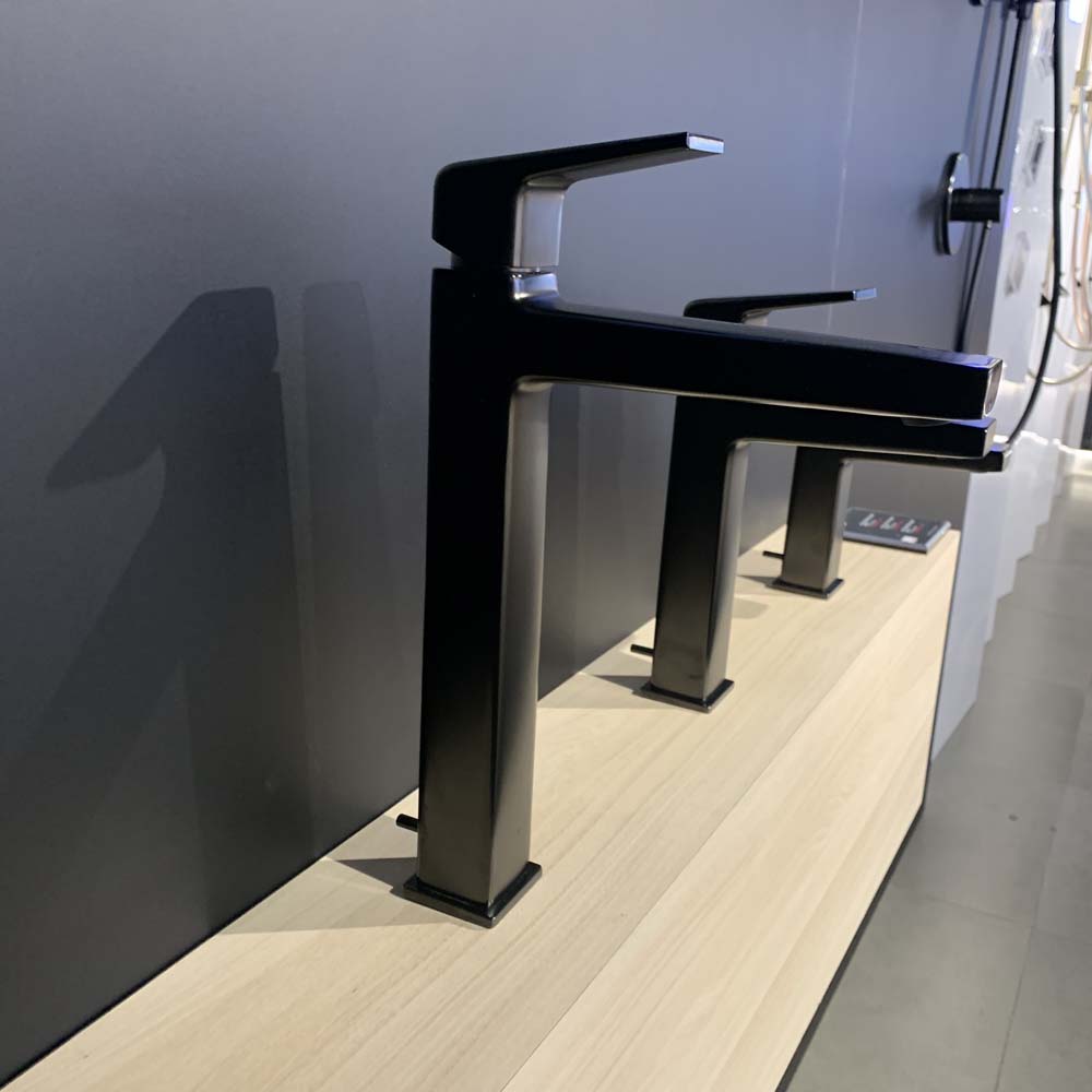 Vòi lavabo nóng lạnh GB TOTO TLG10305V