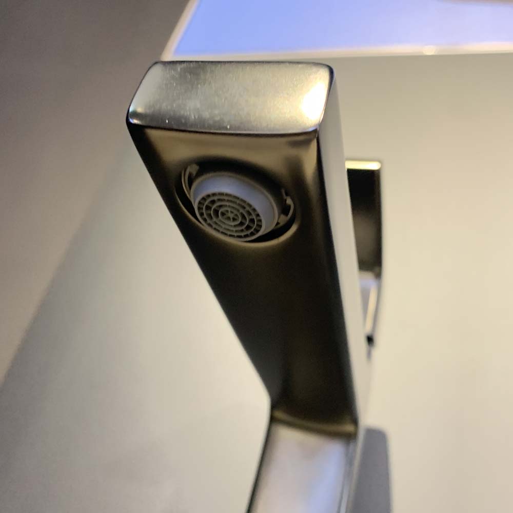 Vòi lavabo nóng lạnh GB TOTO TLG10305V