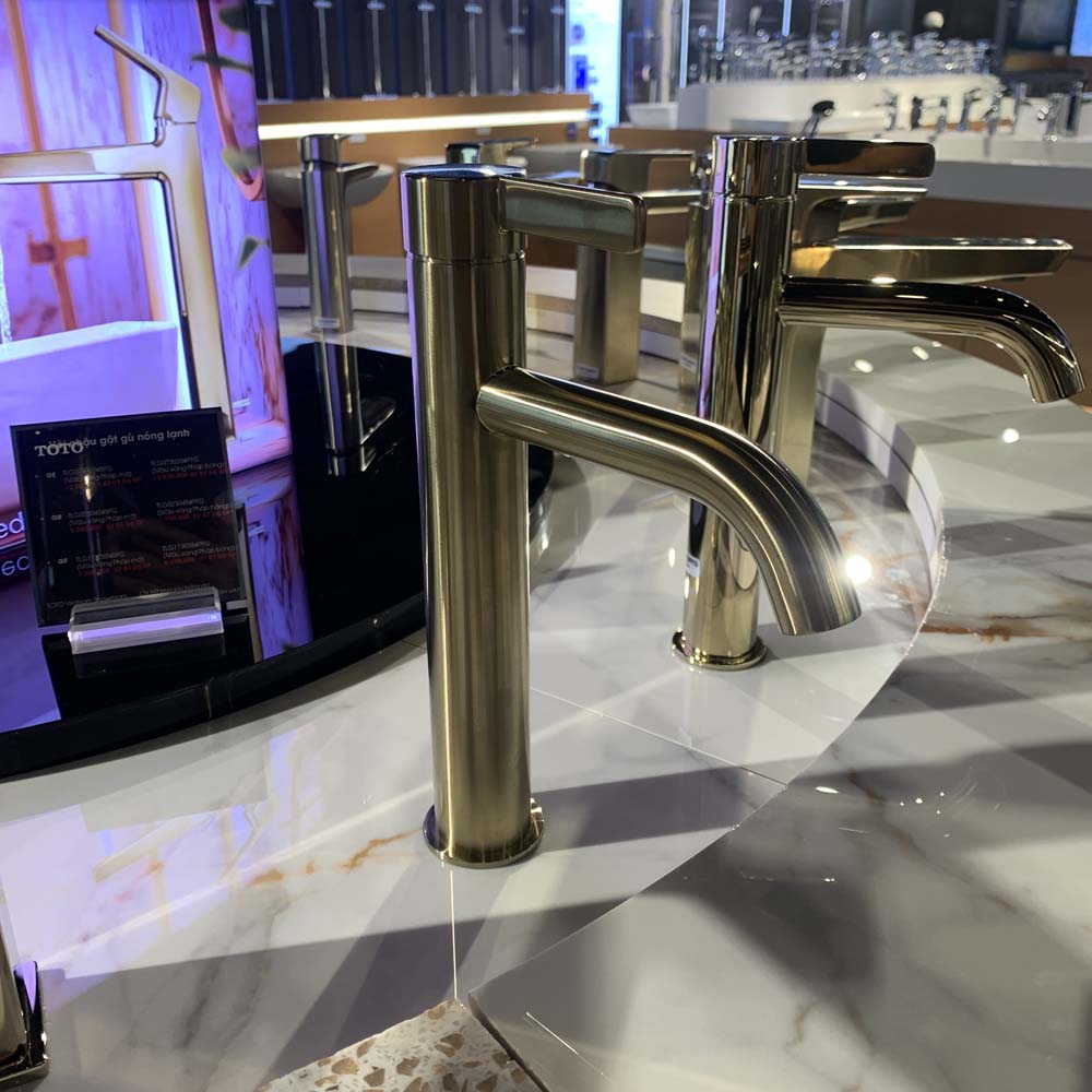 Vòi lavabo nóng lạnh GF TOTO TLG11303V