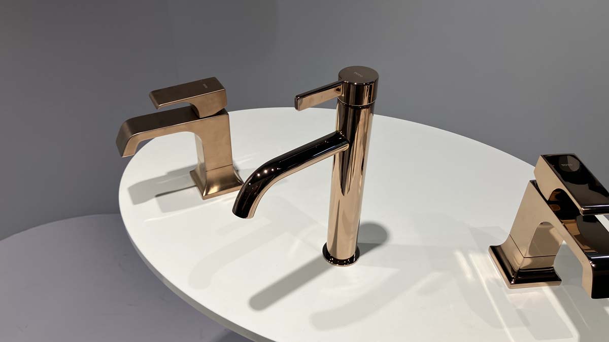 Vòi lavabo nóng lạnh GF TOTO TLG11303V