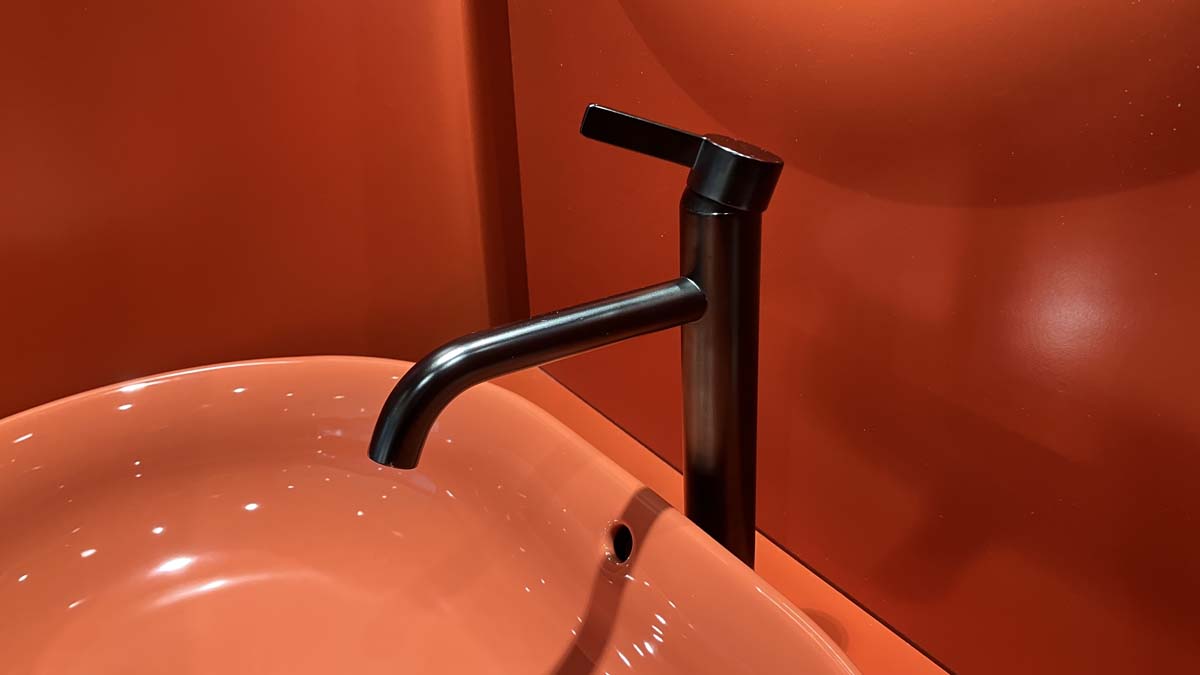 Vòi lavabo nóng lạnh GF TOTO TLG11305V