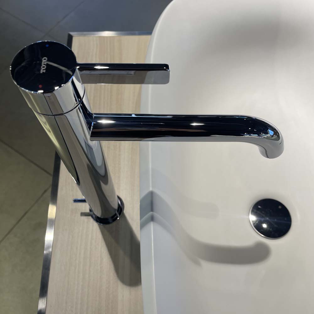 Vòi lavabo nóng lạnh GF TOTO TLG11305V