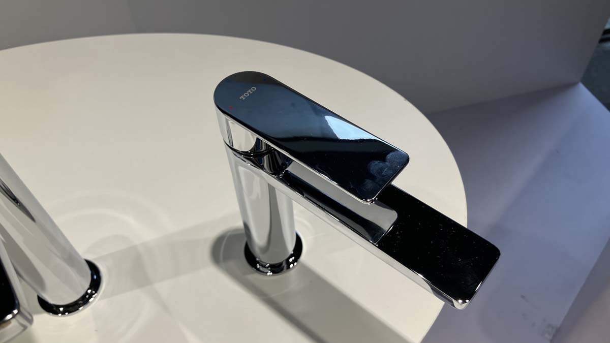 Vòi lavabo nóng lạnh GT TOTO TLG13301A