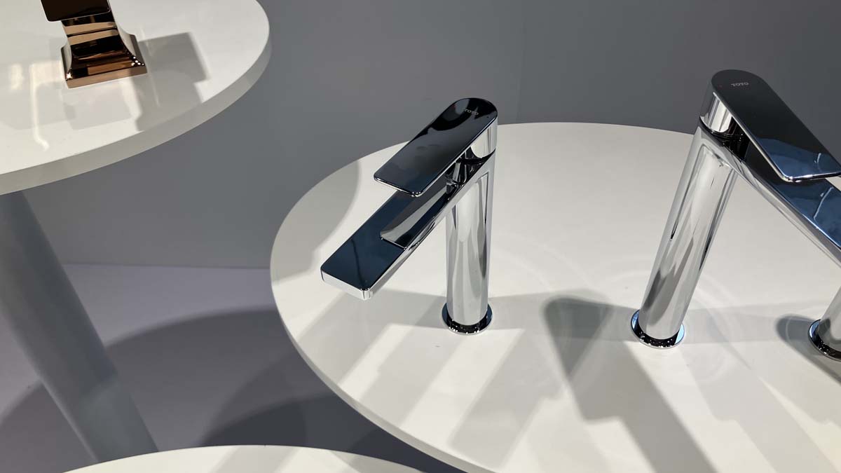 Vòi lavabo nóng lạnh GT TOTO TLG13303A