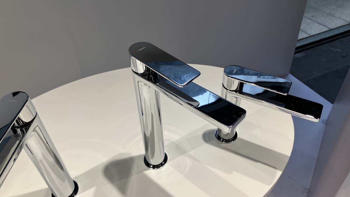 Vòi lavabo nóng lạnh GT TOTO TLG13305A