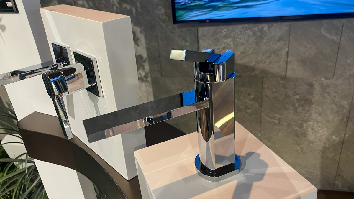 Vòi lavabo nóng lạnh GK TOTO TLG153A0A