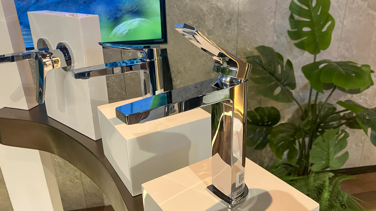 Vòi lavabo nóng lạnh GN TOTO TLG163C0A