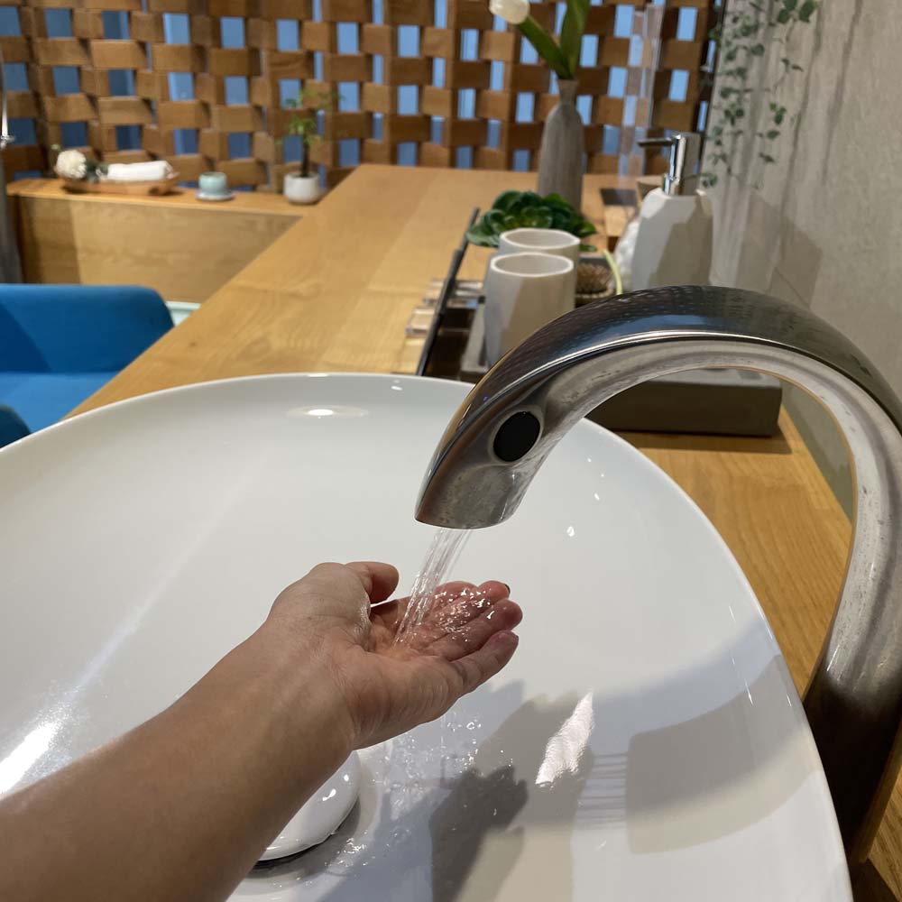 Vòi lavabo cảm ứng TOTO TLP01701J#BN TLP01702S Matsu Nickel mờ kèm bộ điều khiển