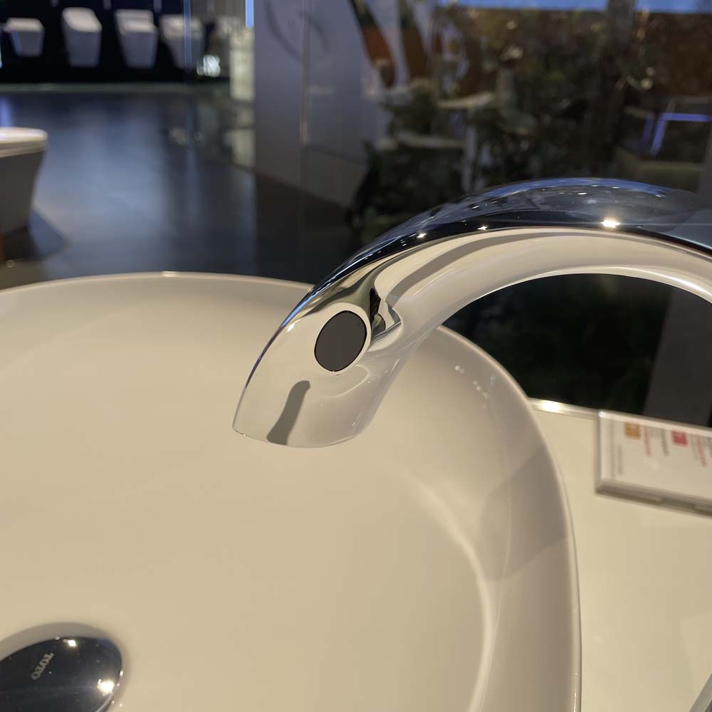 Vòi lavabo cảm ứng TOTO TLP01701J TLP01702S Matsu kèm bộ điều khiển