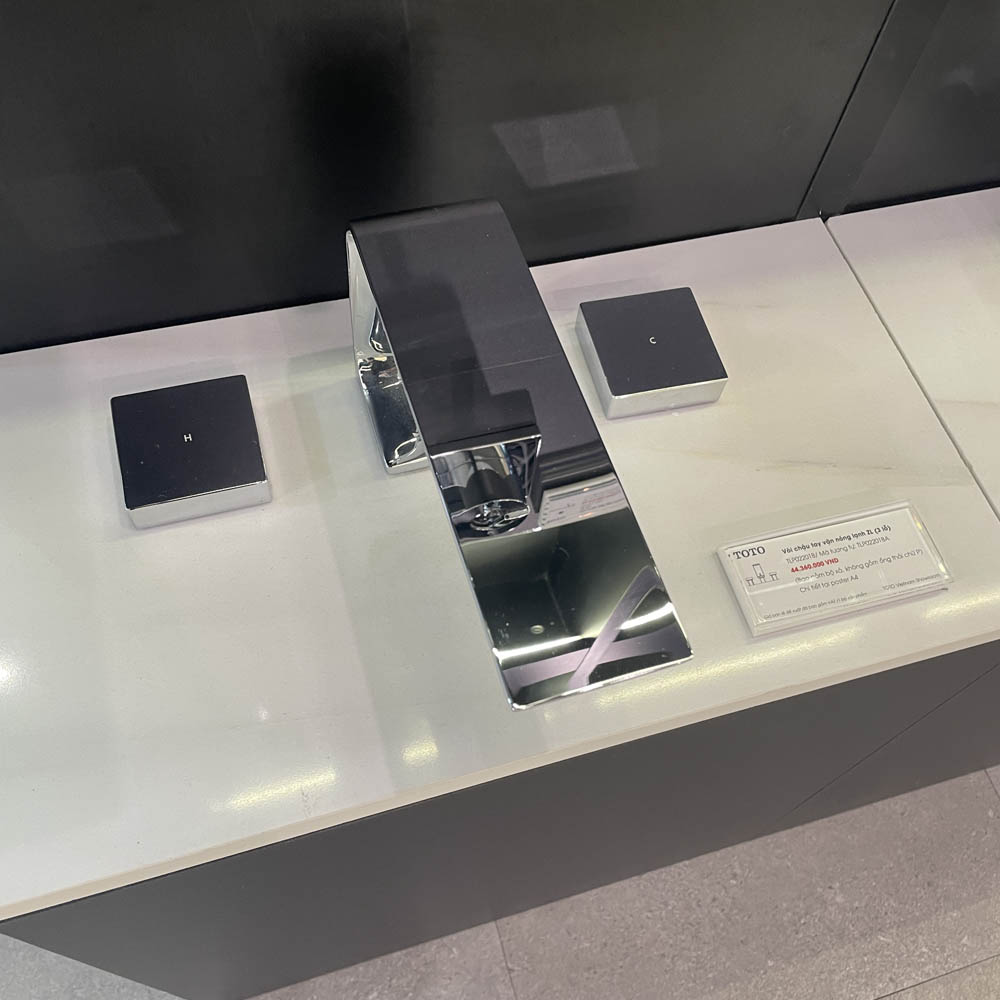Vòi lavabo nóng lạnh ZL TOTO TLP02201BA