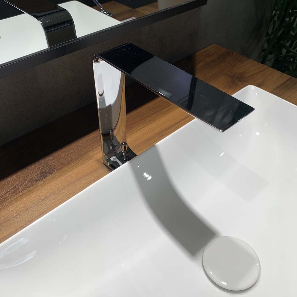 Vòi lavabo nóng lạnh ZL TOTO TLP02307B