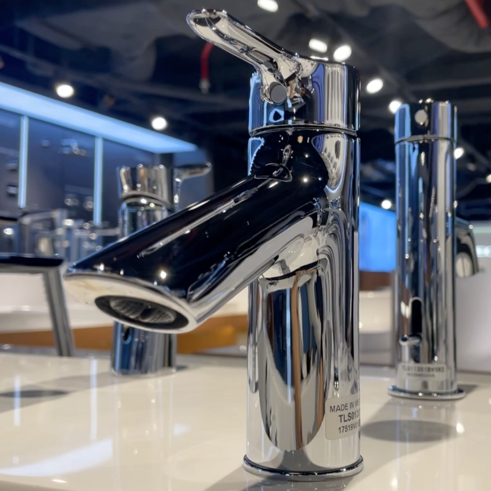 Vòi lavabo nóng lạnh LB TOTO TLS01301V