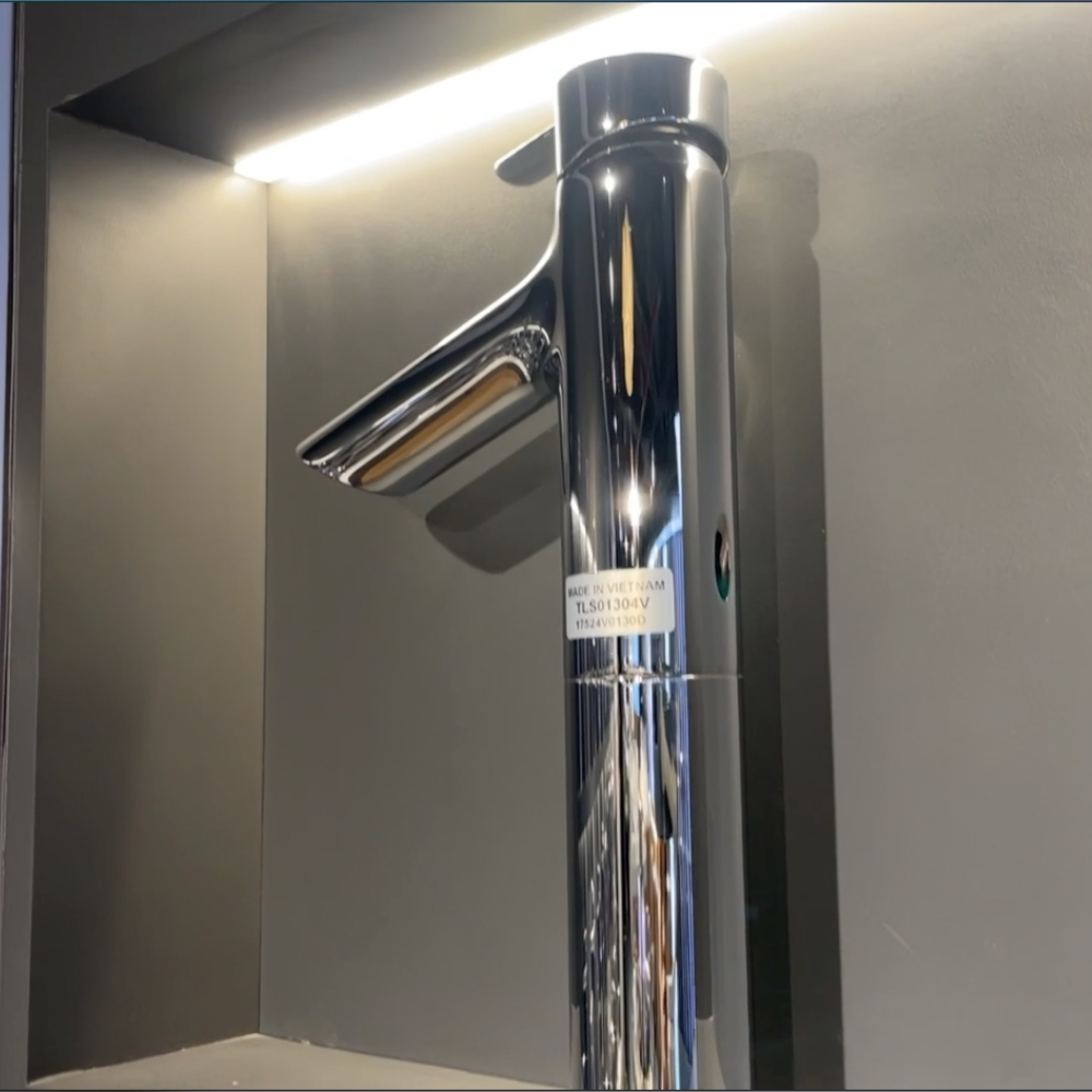 Vòi lavabo nóng lạnh LB TOTO TLS01304V