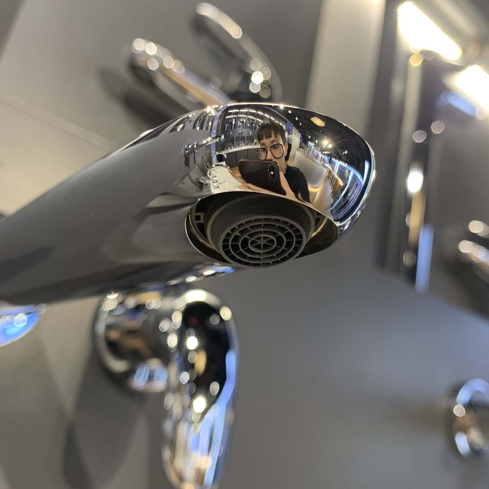 Vòi lavabo nóng lạnh gắn tường LC TOTO TLS03308B