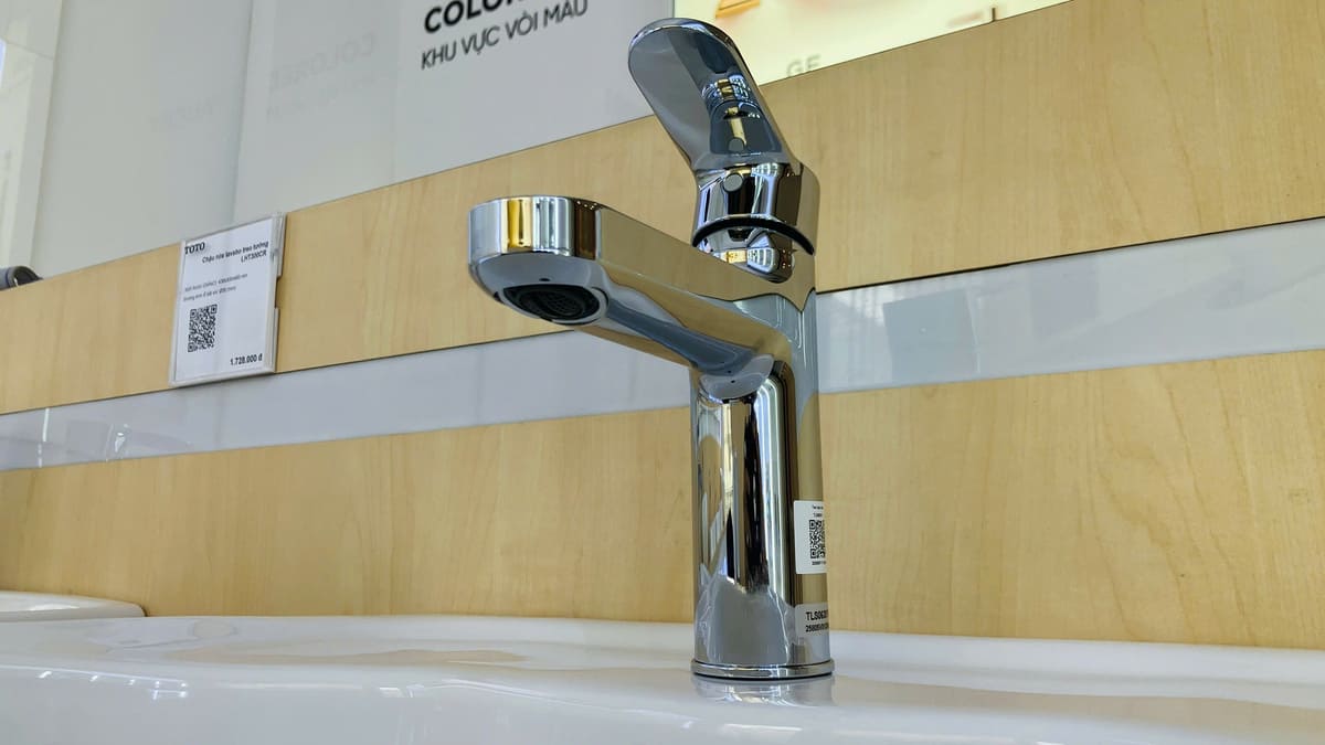 Vòi lavabo nóng lạnh TOTO TLS06301V1