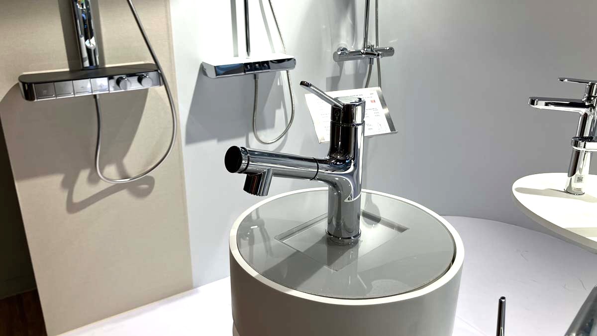 Vòi lavabo nóng lạnh TOTO TLS093B0V dây rút