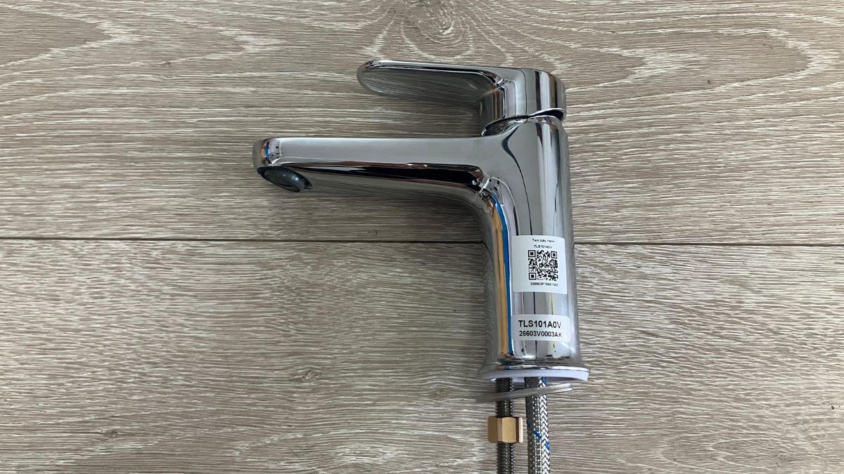 Vòi lavabo lạnh TOTO TLS101A0V New Standard