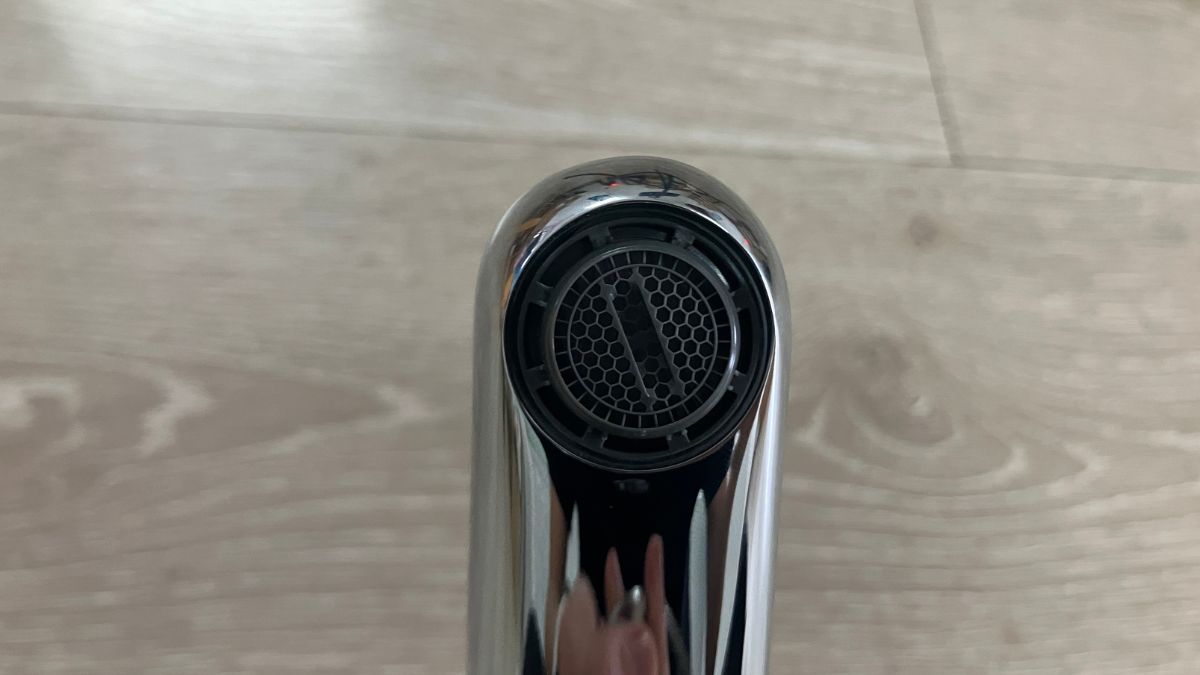 Vòi lavabo lạnh TOTO TLS101A0V New Standard