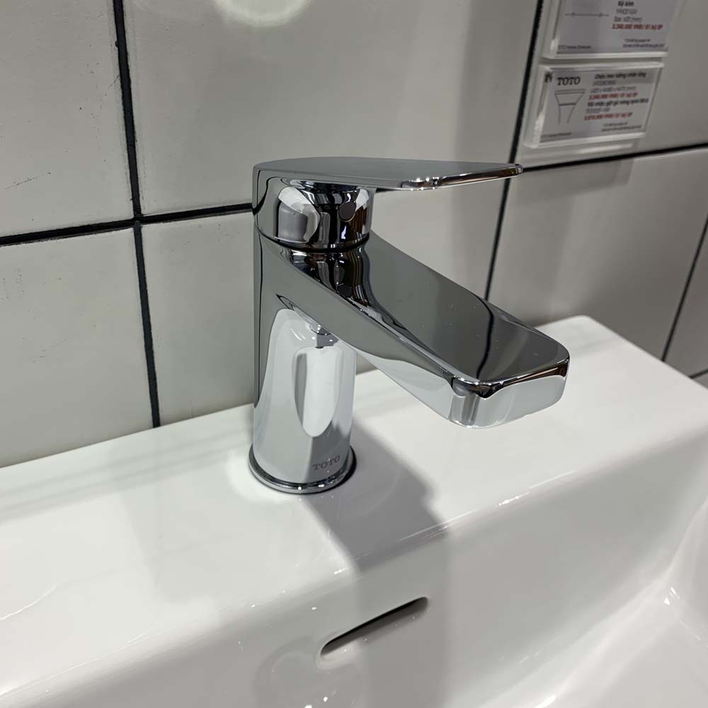 Vòi lavabo nóng lạnh Rei-S TOTO TTLR302F-1NR