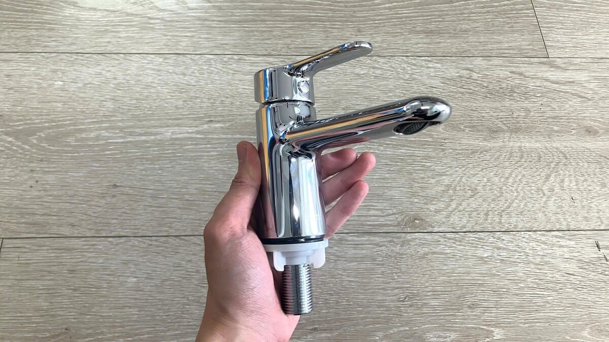 Vòi lavabo lạnh TOTO TVLC101NSR