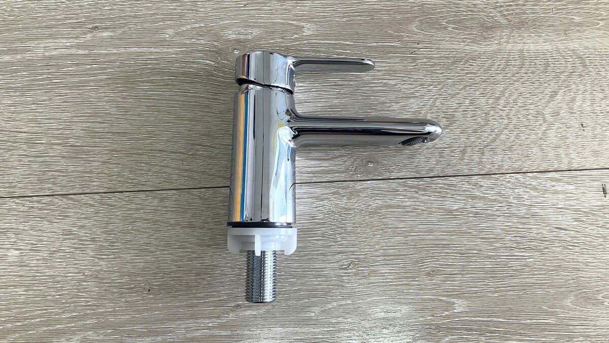 Vòi lavabo lạnh TOTO TVLC101NSR