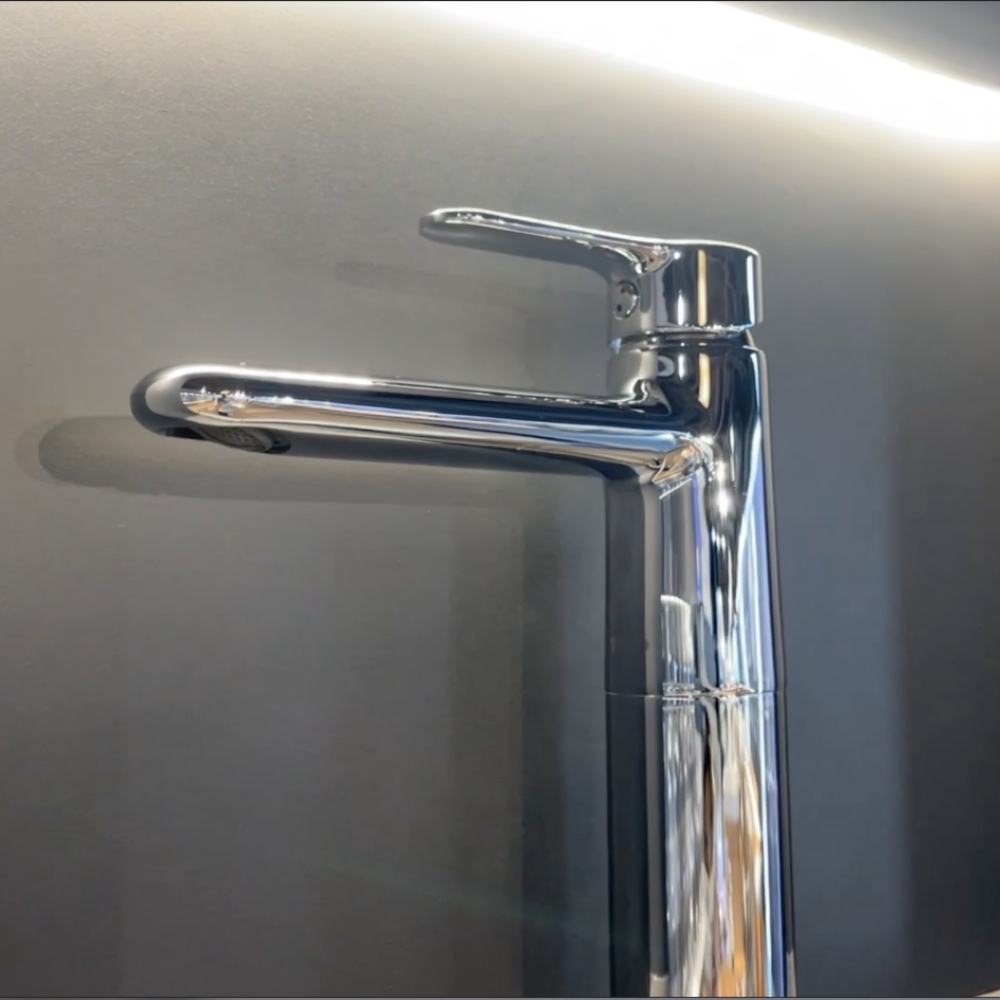 Vòi lavabo nóng lạnh New Standard TOTO TVLM111NS