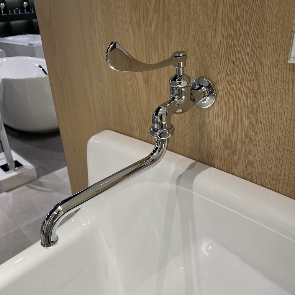 Vòi nước lạnh gắn tường TOTO T30ARQ13N