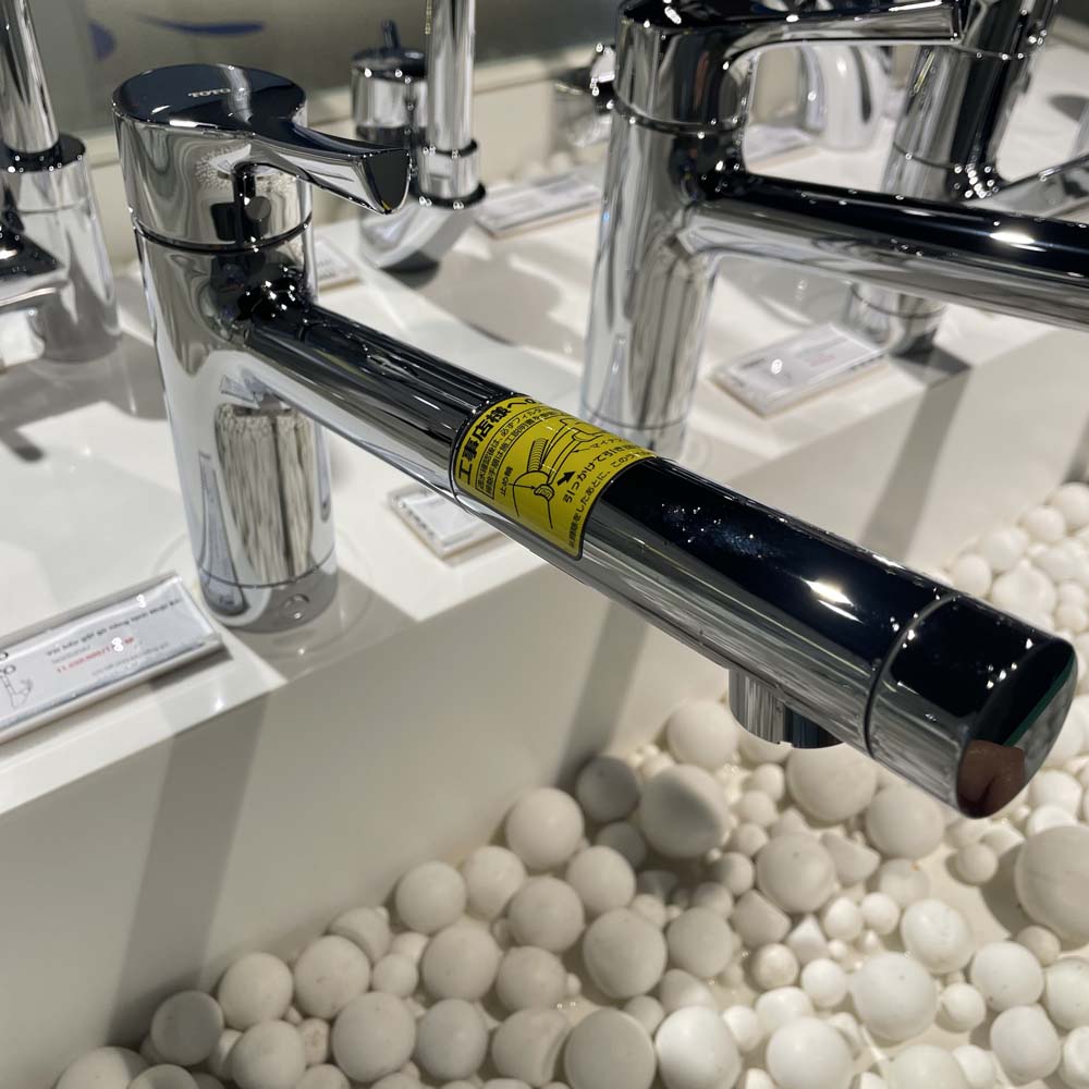 Vòi bếp nóng lạnh TOTO TKS05304J