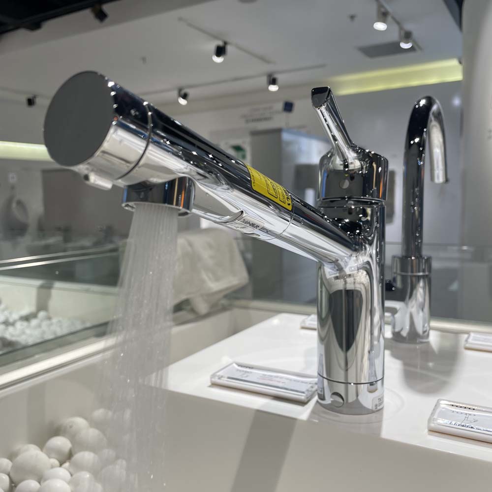 Vòi bếp nóng lạnh TOTO TKS05304J